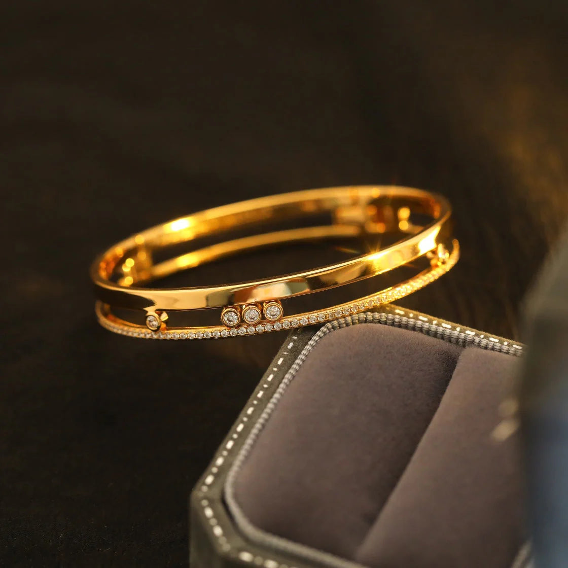 [Eternal jewelry]Move Romane Diamond Bangle Bracelet