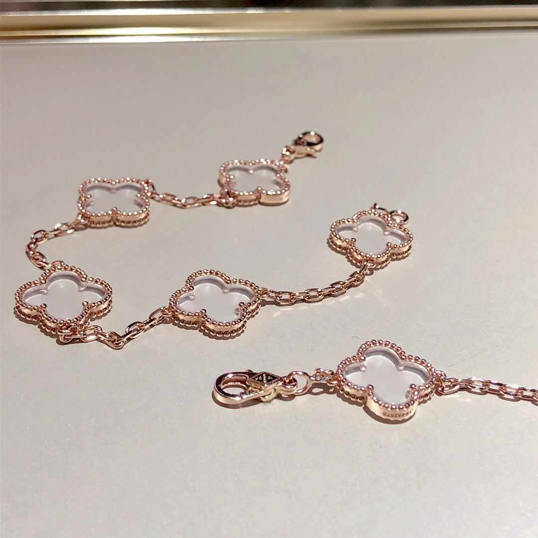 [Eternal Jewelry]CLOVER 5 MOTIF ROCK CRYSTAL BRACELET