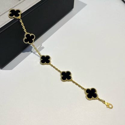 [Eternal Jewelry] CLOVER 5 MOTIF ONYXS BRACELET COLLECTION