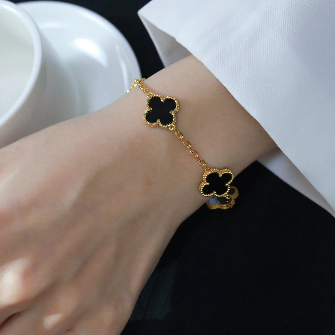 [Eternal Jewelry] CLOVER 5 MOTIF ONYXS BRACELET COLLECTION