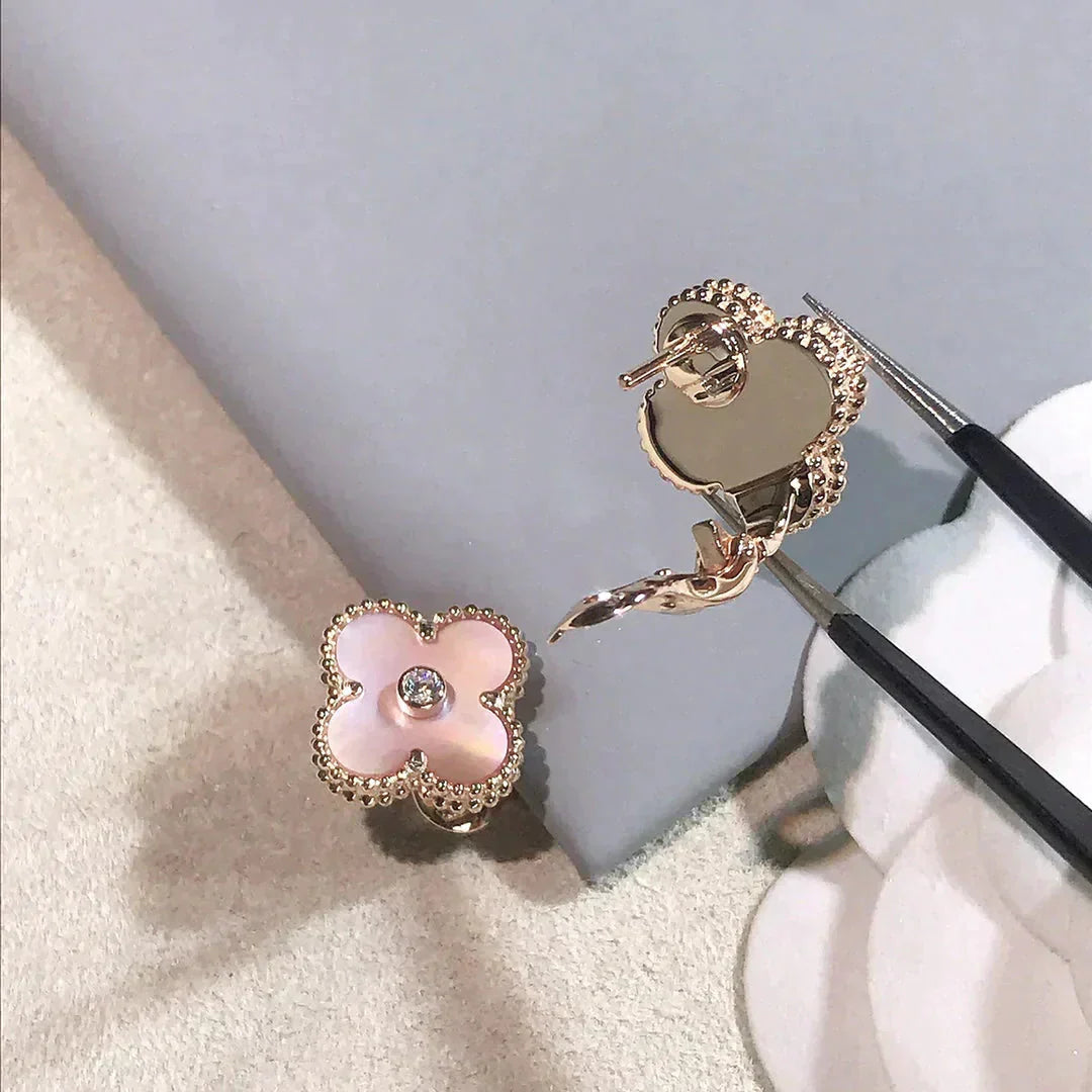 [Eternal Jewelry]CLOVER MEDIUM 1 MOTIFS  PINK MOP DIAMOND EARRINGS