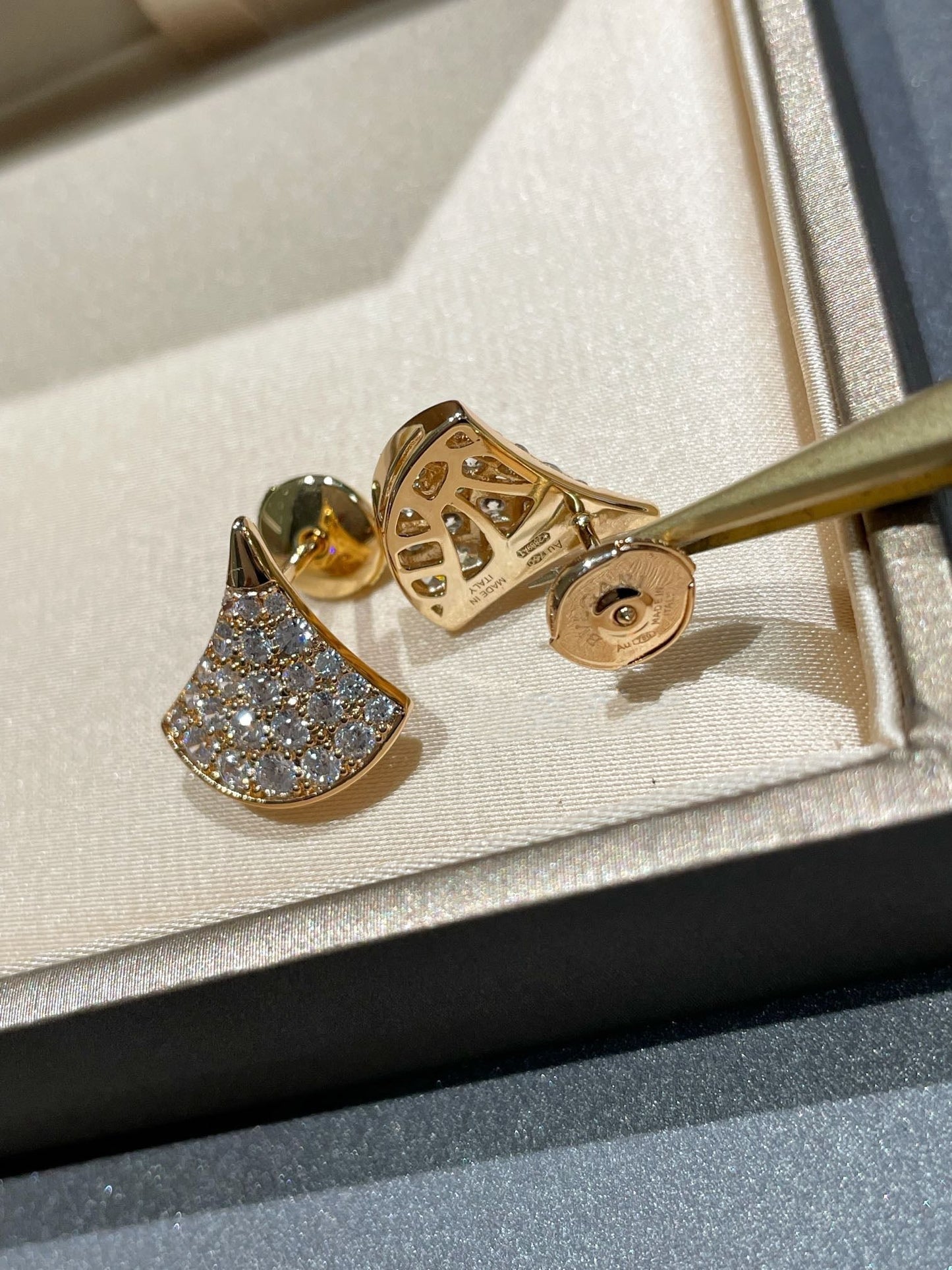 [Eternal Jewelry]DREAM STUD EARRINGS DIAMOND