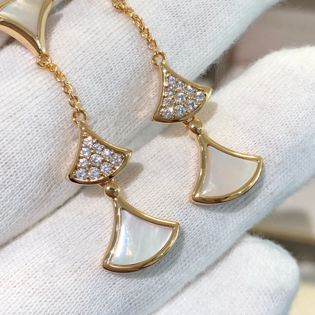 [Eternal Jewelry]DREAM EARRINGS 3 MOTIFS DIAMOND MOP PINK GOLD