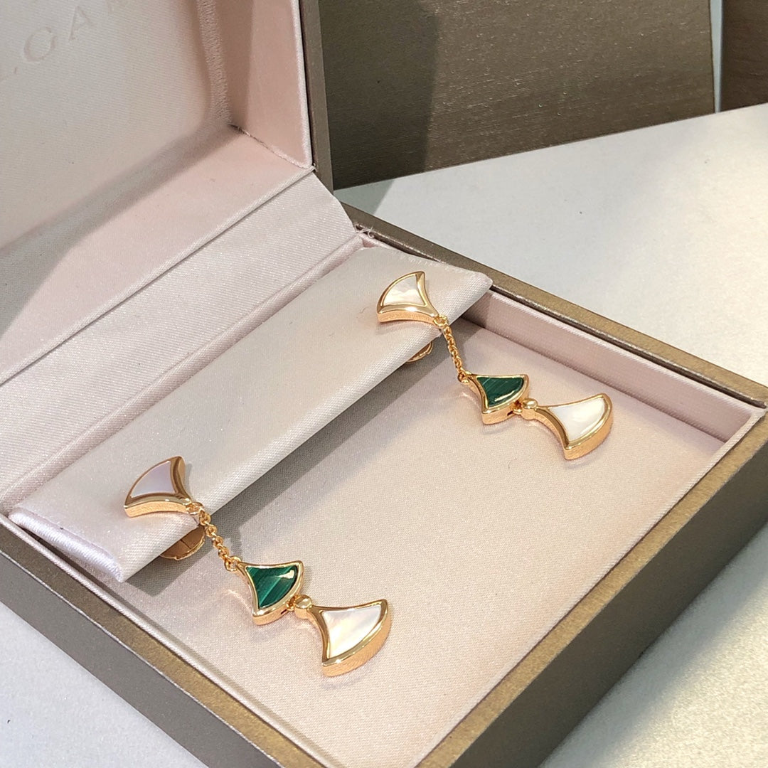 [Eternal Jewelry]DREAM EARRINGS 3 MOTIFS MALACHITE MOP PINK GOLD