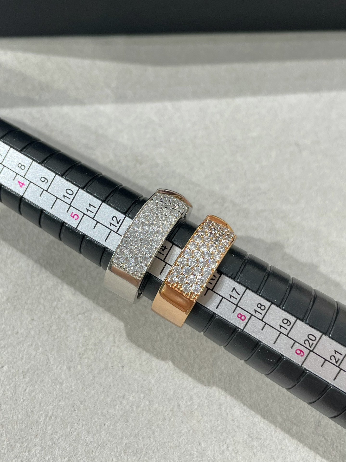 [Eternal Jewelry]LIENS EVIDENCE  DIAMOND PAVED RING