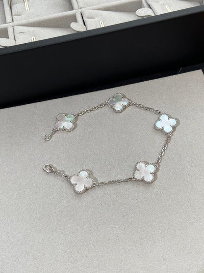 [Eternal Jewelry]CLOVER SILVER MOP 5 MOTIF BRACELET