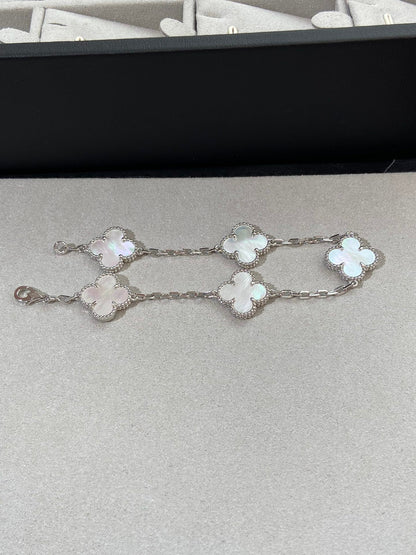 [Eternal Jewelry]CLOVER SILVER MOP 5 MOTIF BRACELET