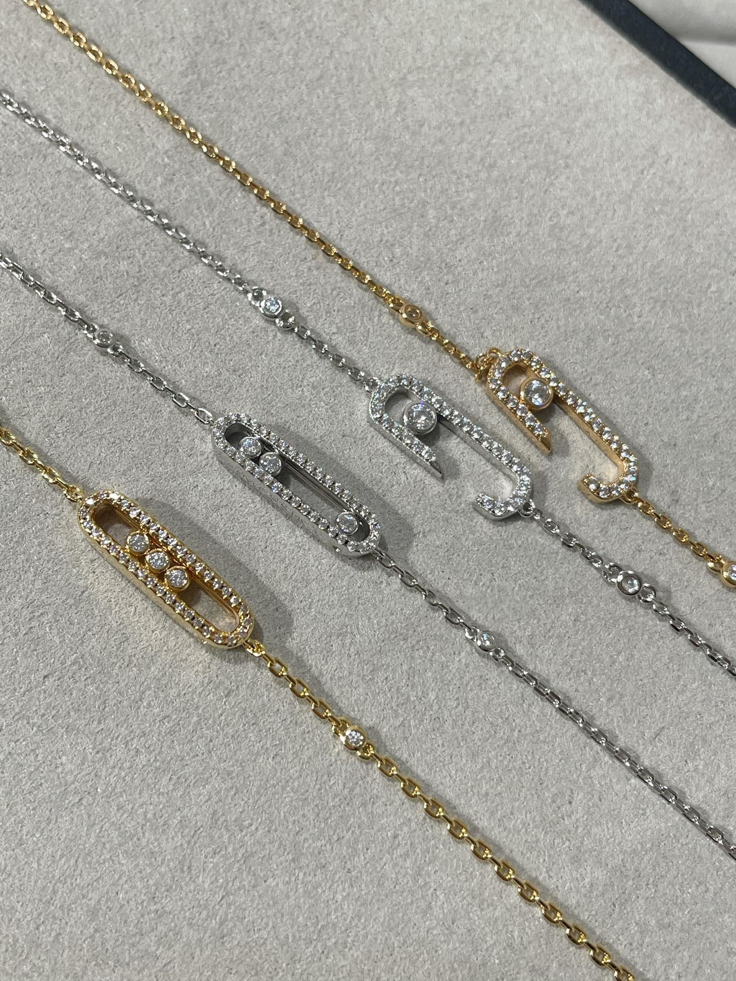 [Eternal jewelry]BABY MOVE DIAMOND BRACELET