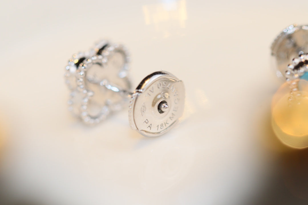 [Eternal Jewelry]CLOVER MINI TURQUOISE SILVER STUD EARRINGS