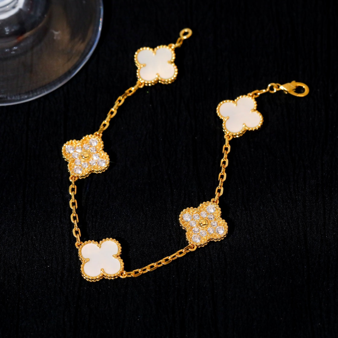 [Eternal Jewelry]CLOVER BRACELET 5 MOTIF WHITE MOP DIAMOND