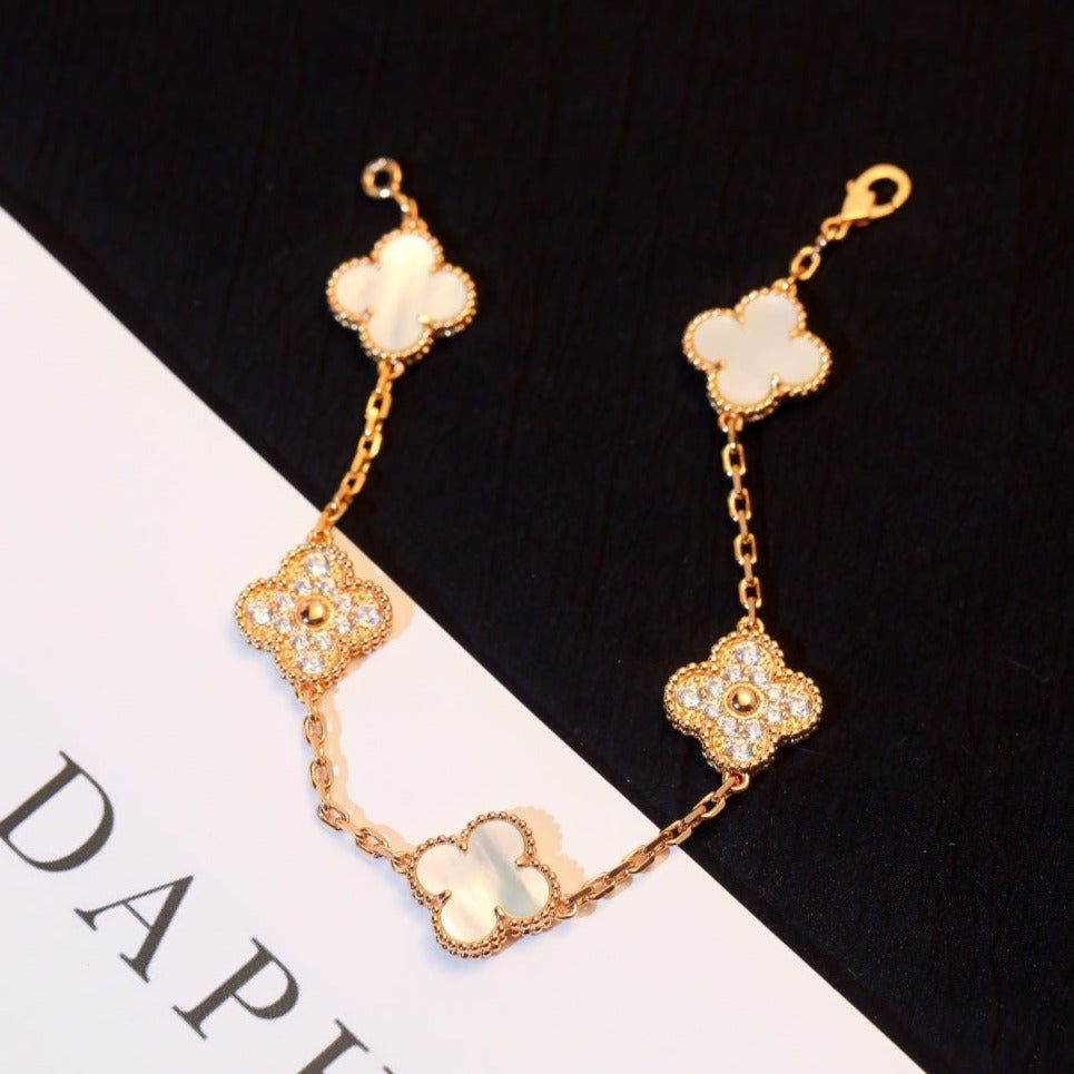 [Eternal Jewelry]CLOVER BRACELET 5 MOTIF WHITE MOP DIAMOND