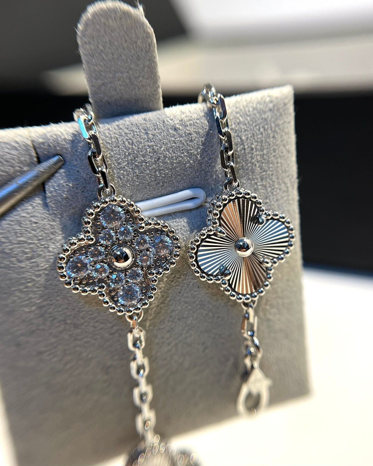 [Eternal Jewelry]CLOVER 5 MOTIF SILVER DIAMOND BRACELET