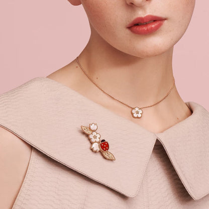 [Eternal jewelry] Petal Leaf Ladybug Brooch
