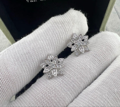 [Eternal jewelry] Full Diamond Hollow Lotus Necklace Set