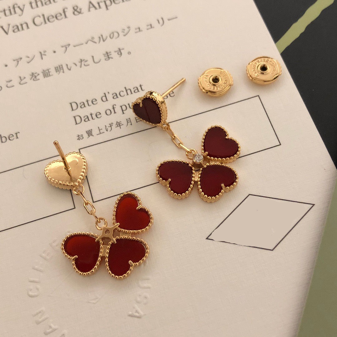 [Eternal jewelry] Gold-tone Red Heart Pendant