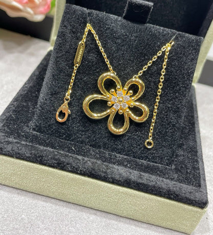 [Eternal jewelry] Flower Jewelry Set with Diamond Center