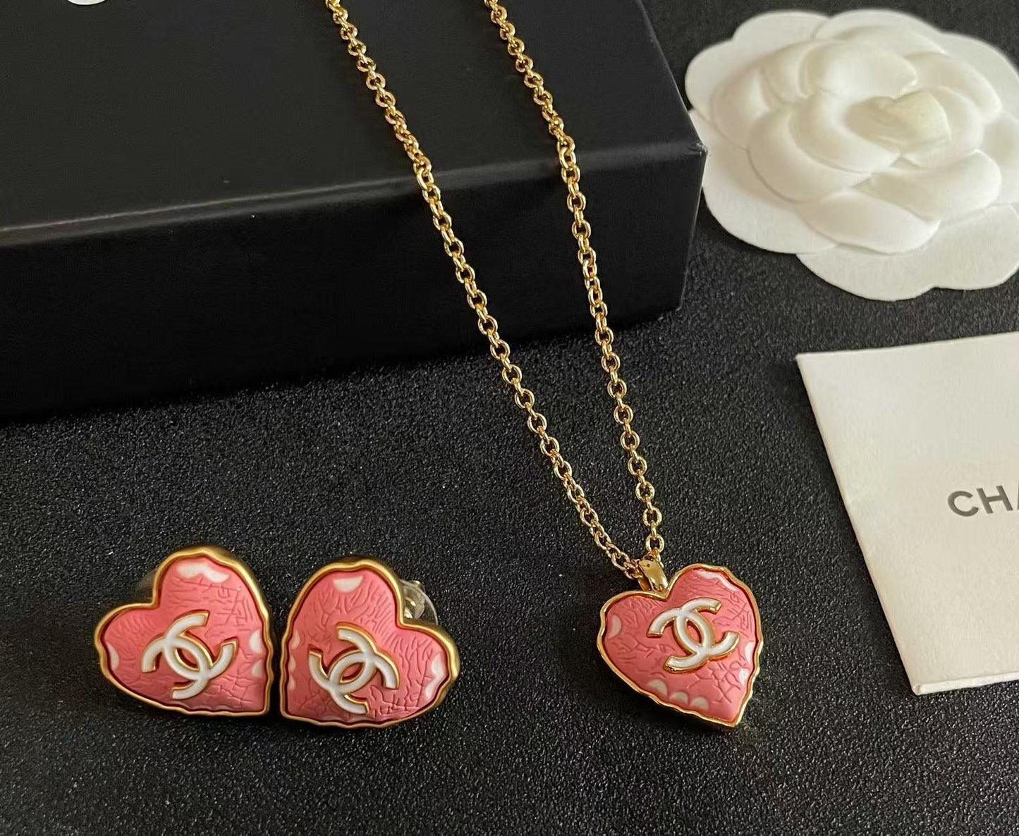 [Eternal jewelry] Heart-shaped Necklace & Earring Set