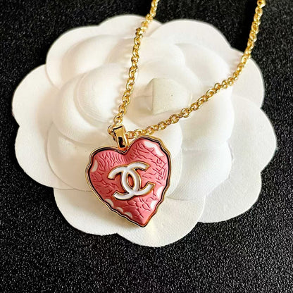 [Eternal jewelry] Heart-shaped Necklace & Earring Set