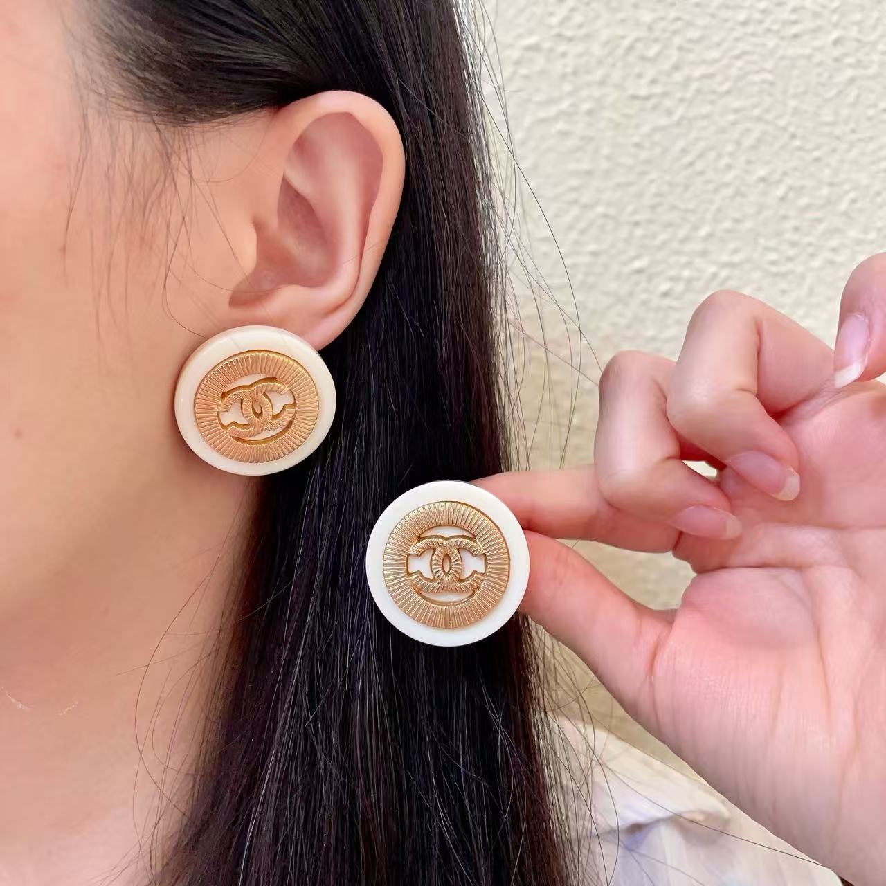 [Eternal jewelry]Classic Double C Earrings
