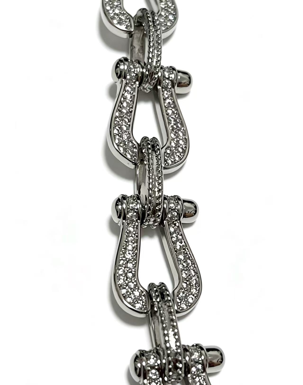¡®Eternal jewelryDiamond-studded Horseshoe Bracelet