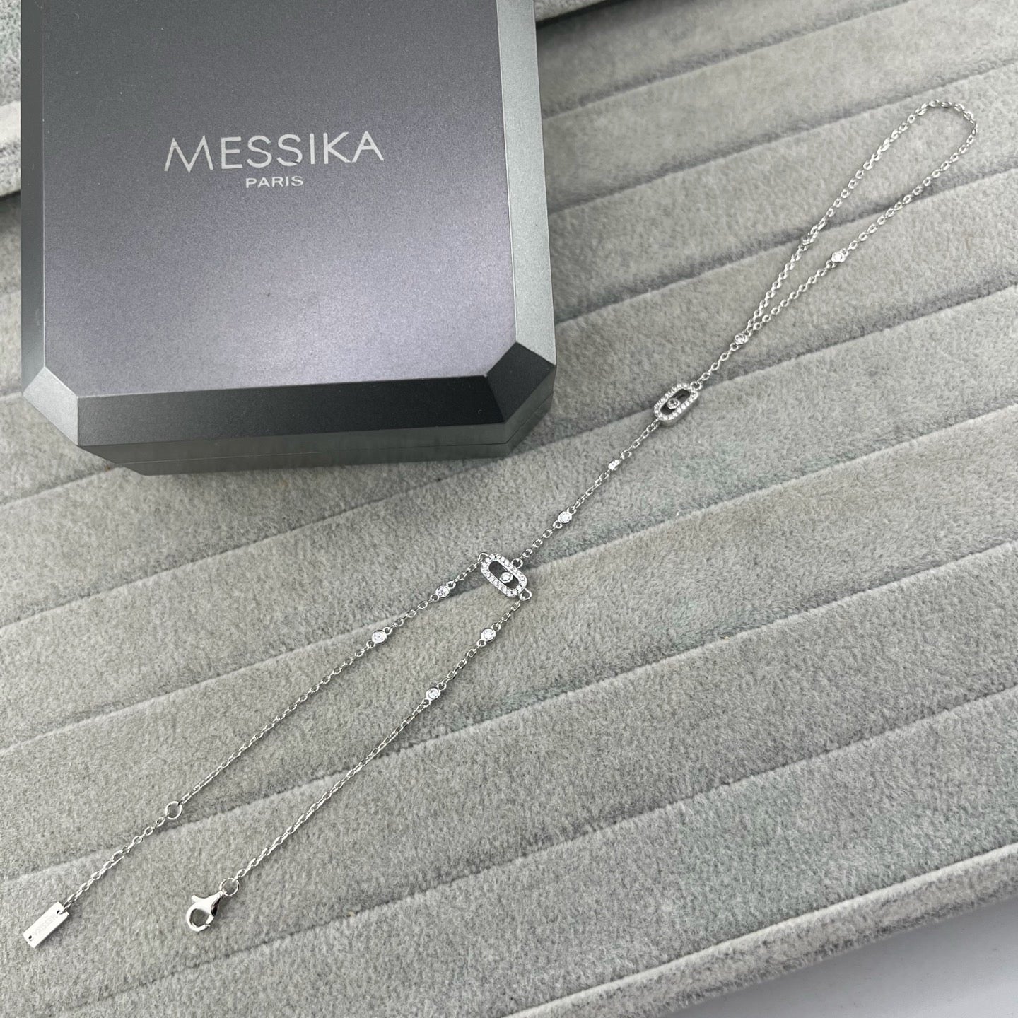 [Eternal Jewelry] Flexible Arm Chain Bracelet with Sliding Diamonds