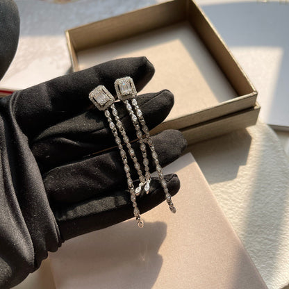 [Eternal Jewelry] Alix Long Drop Earrings, White Gold with Diamonds