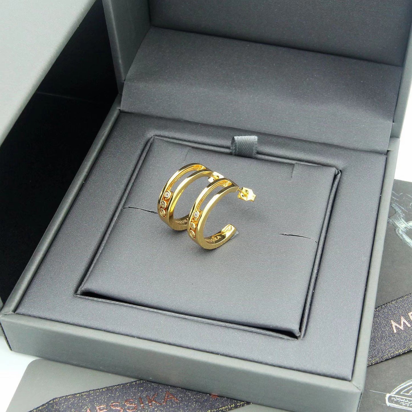 [Eternal Jewelry] Move Double Hoop Earrings, 3 Movable Stones