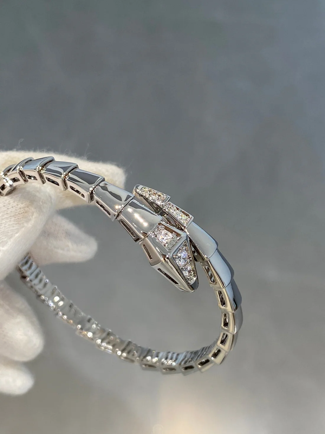 [Eternal Jewellery] SERPENTI BRACELET DIAMONDS