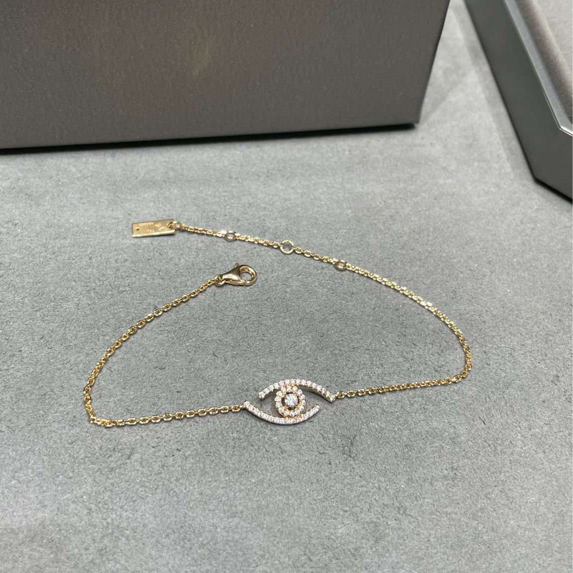 [Eternal jewelry]Lucky Eye Pave-Set Diamond Bracelet