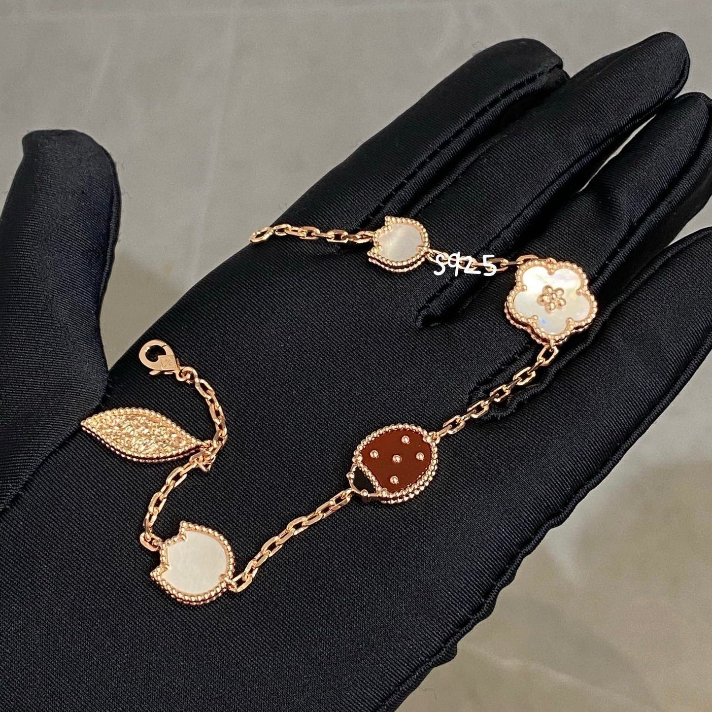 [Eternal Jewelry]LUCKY SPRING 5 MOTIF BRACELET