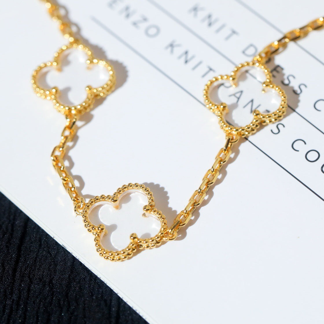 [Eternal Jewelry]CLOVER 5 MOTIF ROCK CRYSTAL PINK GOLD BRACELET