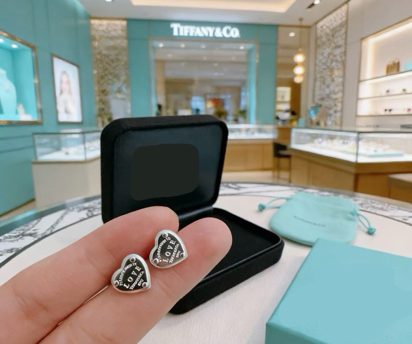 [Eternal jewelry]New Heart-Shaped Stud Earrings