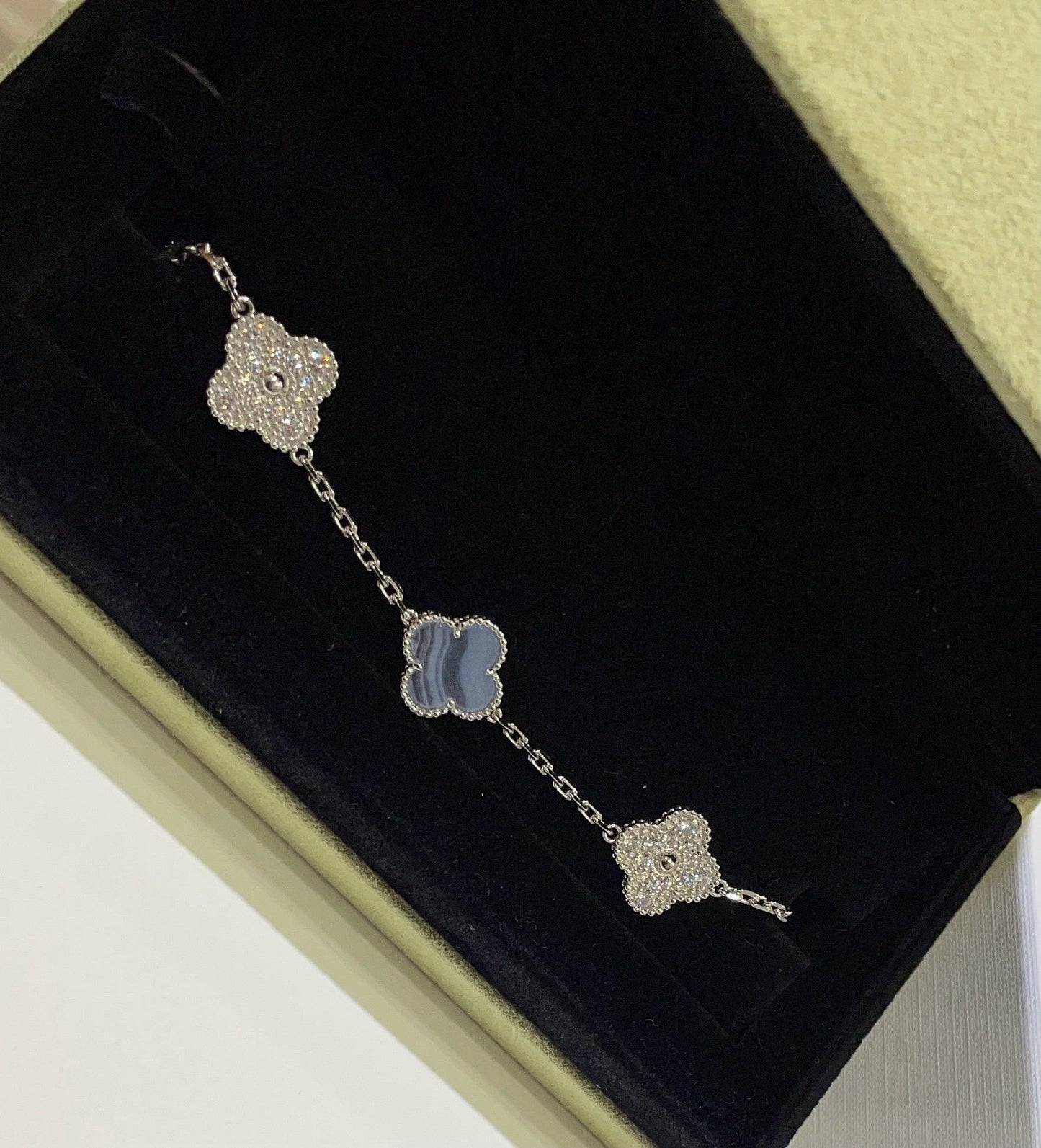 [Eternal Jewelry]CLOVER  5 MOTIF DIAMOND PURPLE CHALCEDONY BRACELET SILVER