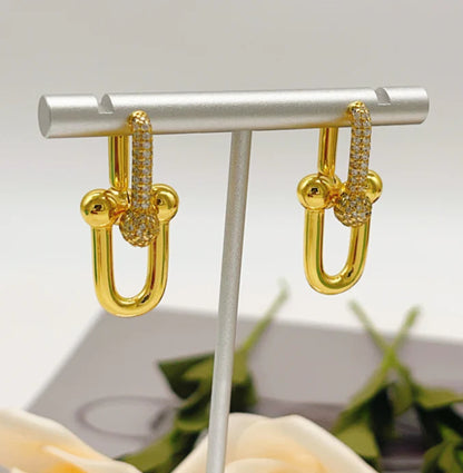 [Eternal Jewelry]TF HORSESHOE BUCKLE DIAMOND EARRINGS