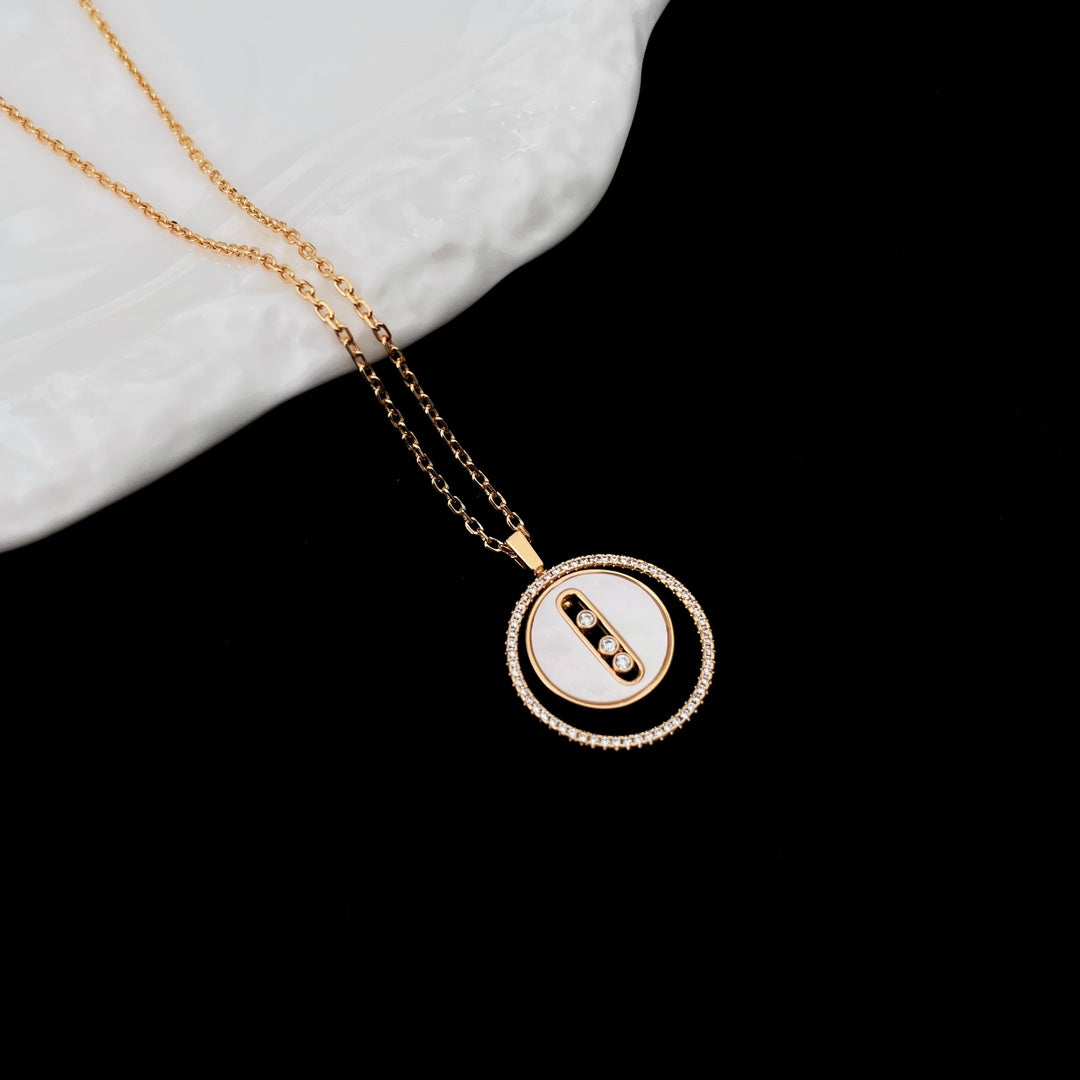 [Eternal jewelry]LUCKY MOVE MM NACRE BLANCHE DIAMOND NECKLACE