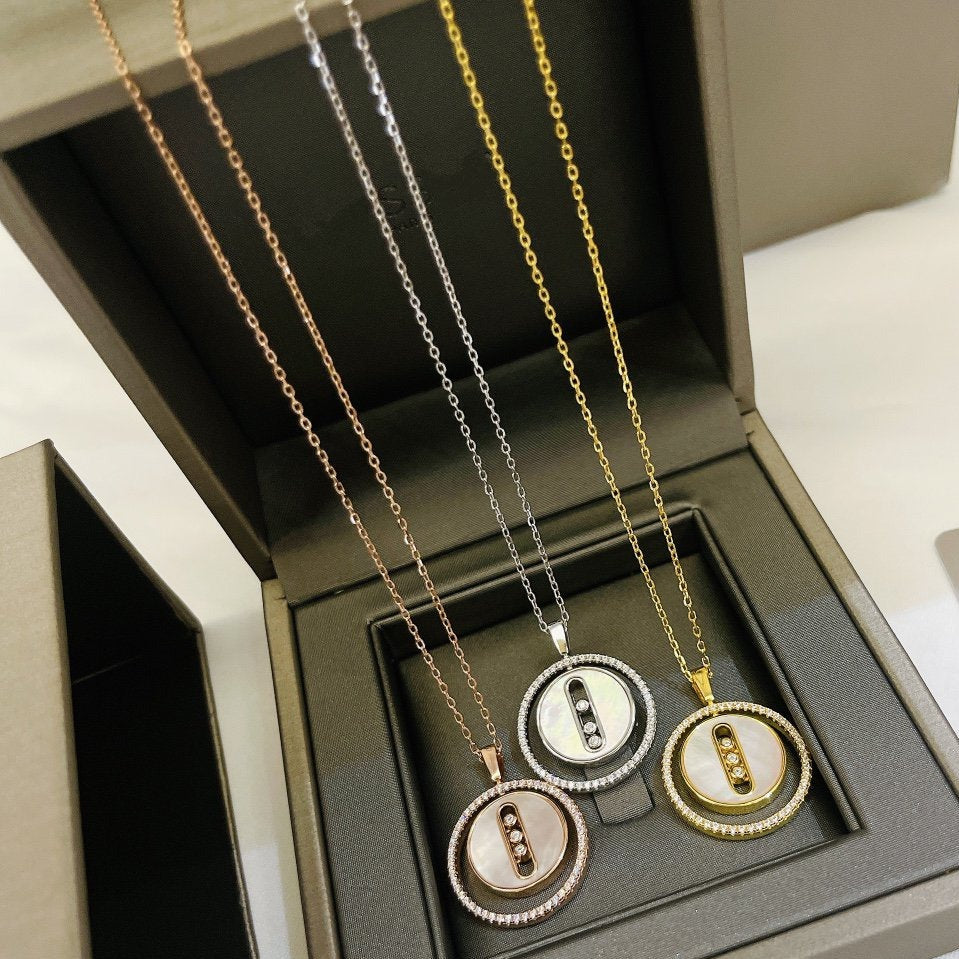 [Eternal jewelry]LUCKY MOVE MM NACRE BLANCHE DIAMOND NECKLACE