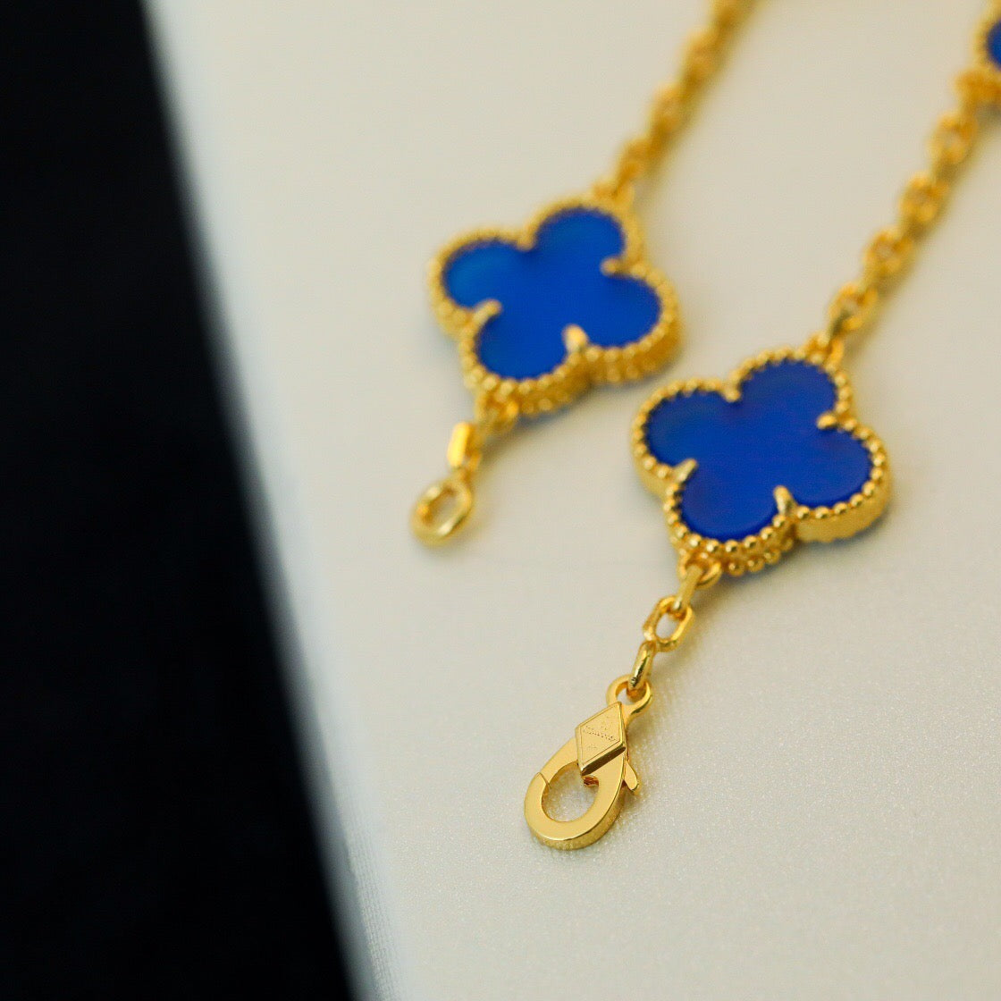 [Eternal Jewellery] Four-Leaf Clover Five Elements Blue Chalcedony Bracelet
