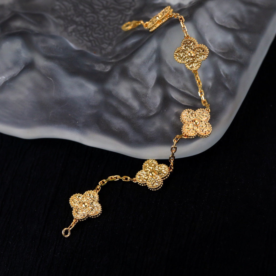 [Eternal Jewelry]CLOVER 5 MOTIFS BRONZING BRACELET