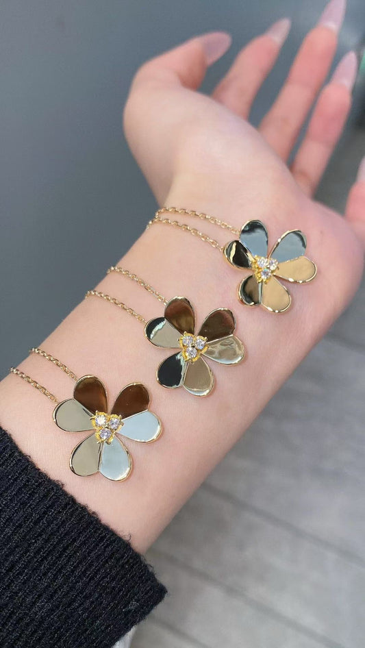 [Eternal Jewelry]FRIVOLE GOLD FLOWER NECKLACE2