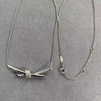 [Eternal Jewelry]T House Diamond-Studded Knot Necklace