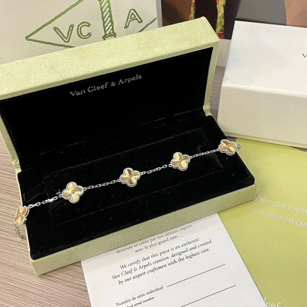 [Eternal Jewelry] CLOVER 5 MOTIF LASER BRACELET COLLECTION