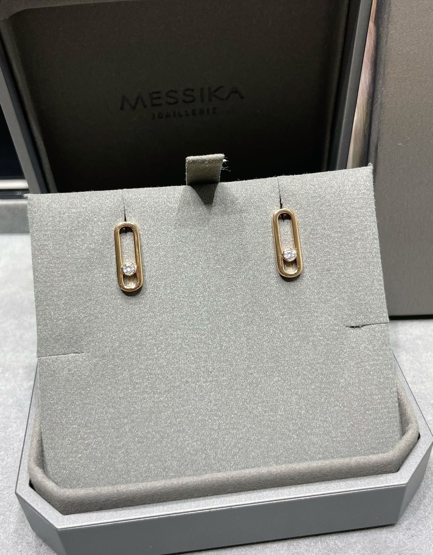 [Eternal jewelry]MOVE UNO SMALL 1 DIAMOND EARRINGS