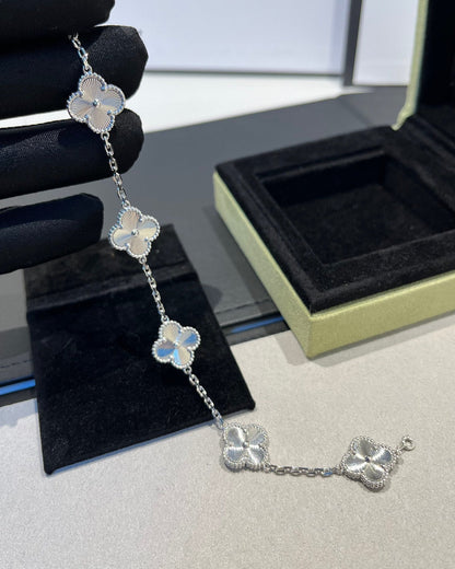 [Eternal Jewelry]CLOVER SILVER 5 MOTIFS BRACELET